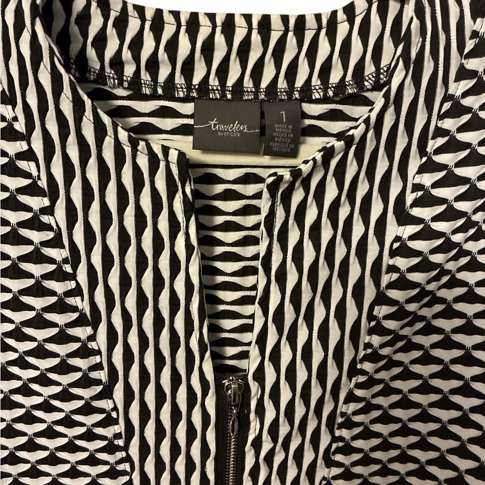 Chico's Travelers Geometric Pattern Zip Jacket Size 1 (Medium) - Picture 4 of 4